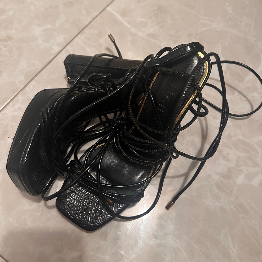 Liliana Black Strappy Heels